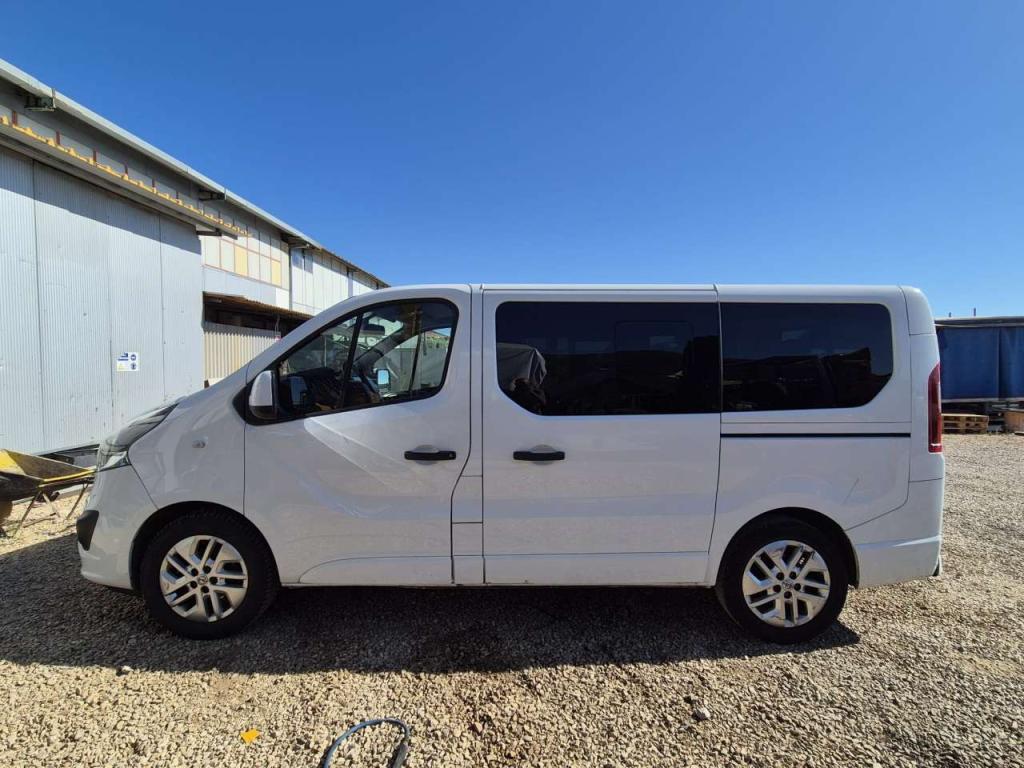 Opel VIVARO Foto 2