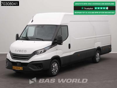 Iveco Daily 35S21 3.0L Automaat L3H2 210PK ACC LED Airco Camera Parkeersensoren CarPlay Stoelverwarming 3 in vendita da BAS World B.V.