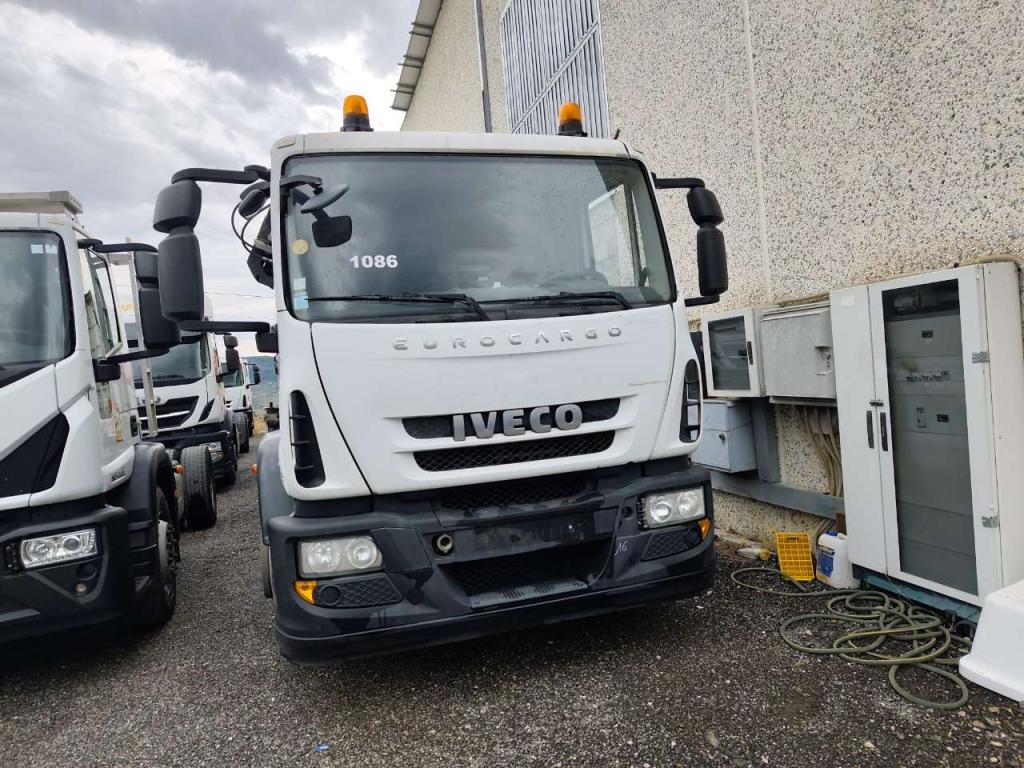Iveco EUROCARGO 180E25K Foto 20