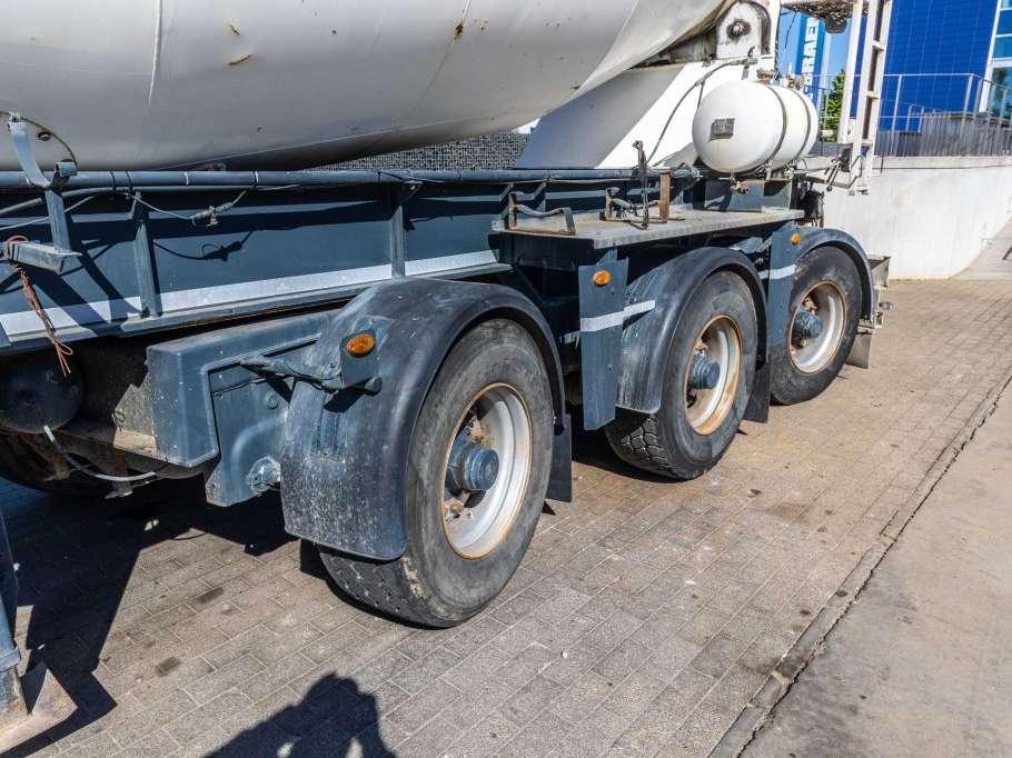 Renders BETON MIXER 12M3 + MOTOR (MALAXEUR/MISCHER) Foto 12