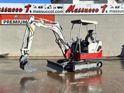 Takeuchi TB225 in vendita da Massucco T. Srl
