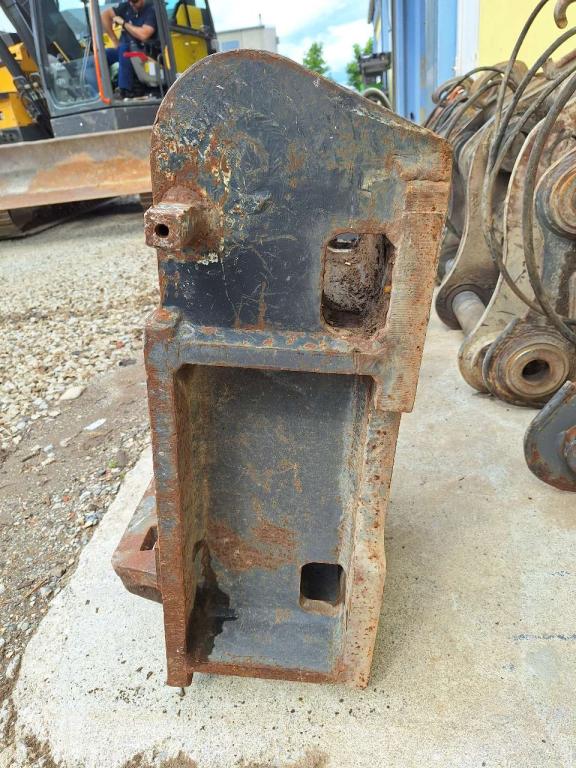 Baumaschinen technic for 26-32 ton excavators Attachment plate Foto 3