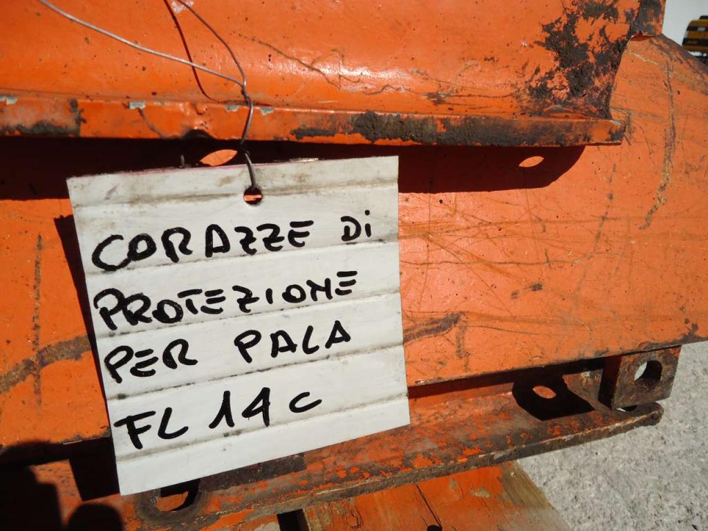 Corazze inferiori per Fiat Allis FL14C Foto 3