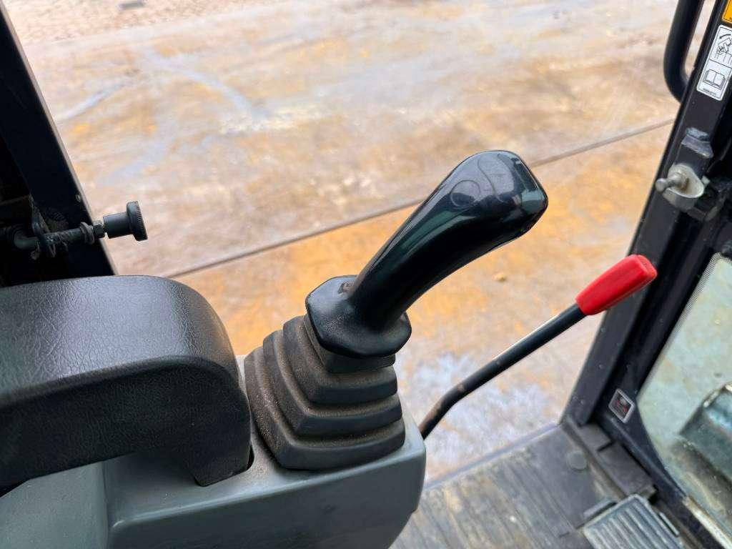 Kubota KX027-4 - Hammer Lines / Quick Coupler Foto 9