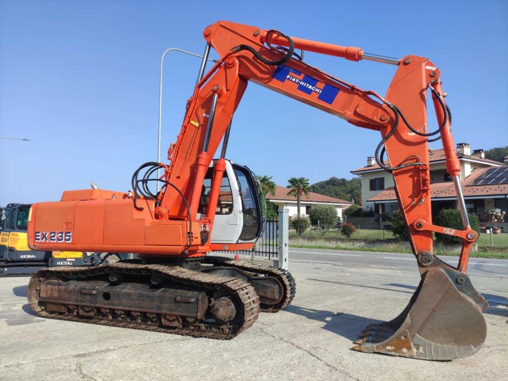 Fiat Hitachi EX235T Foto 3