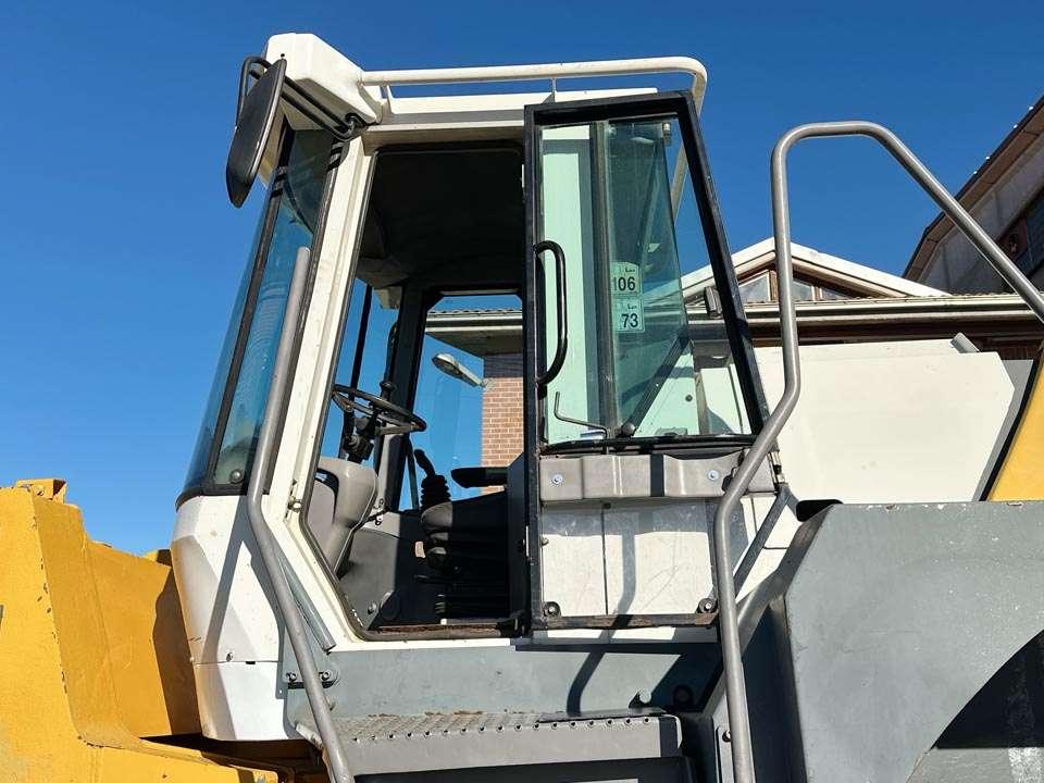 Liebherr L574 Foto 12