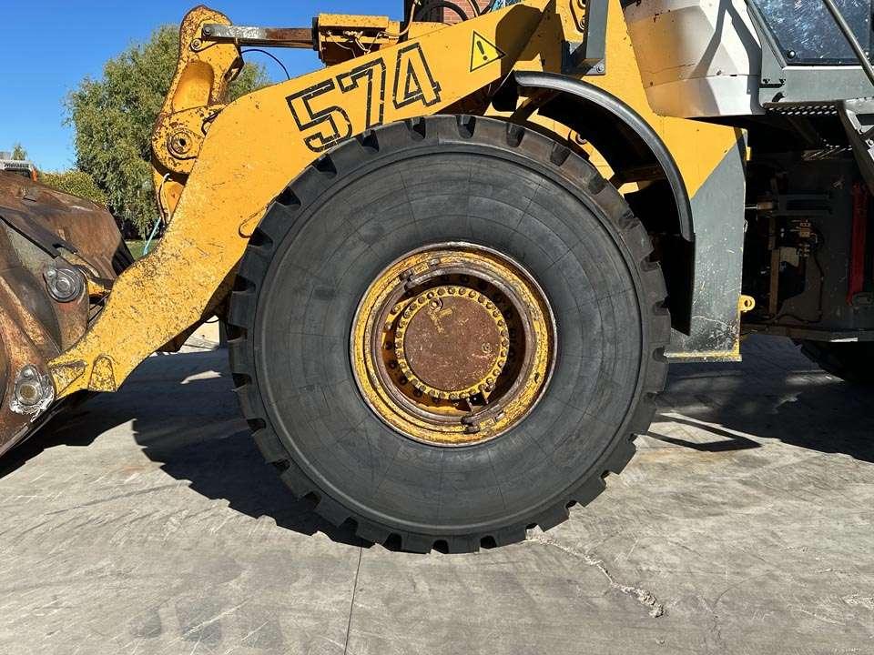 Liebherr L574 Foto 4