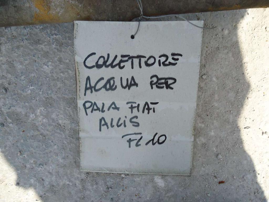 Collettore acqua per Fiat Allis FL10 Foto 4