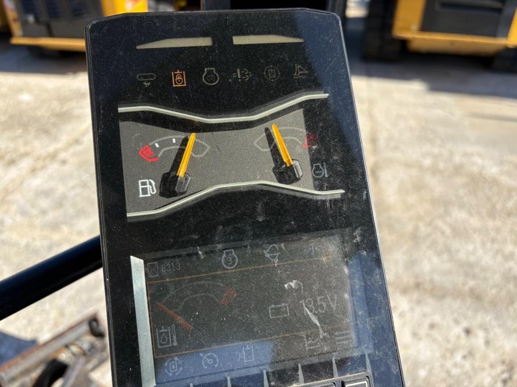 Caterpillar 301,5 Foto 5