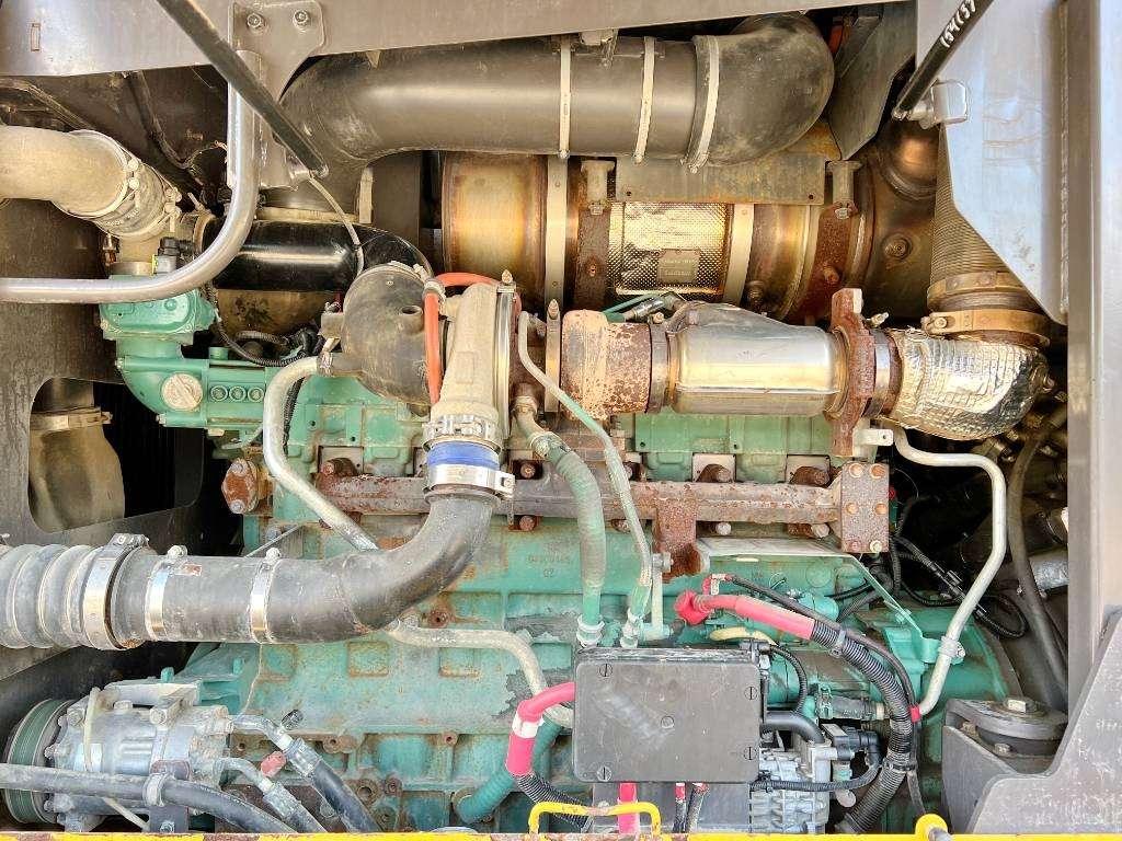 Volvo G946B 6x6 AWD - EPA Certified Foto 17