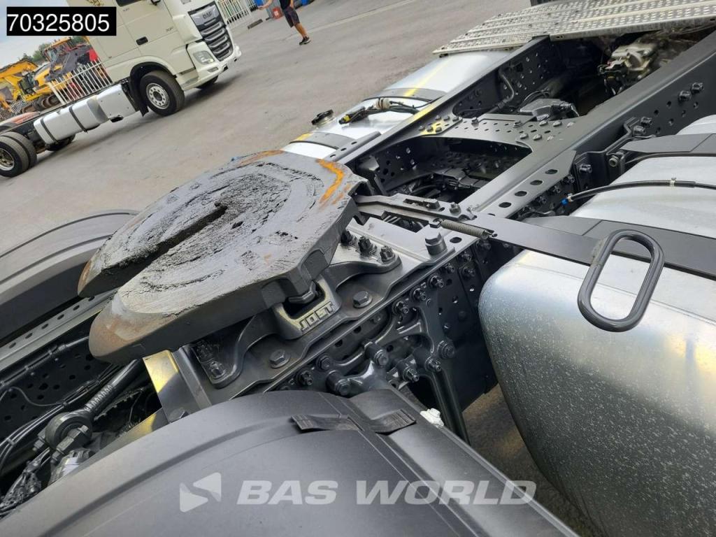 Mercedes-Benz Actros 1845 4X2 BigSpace 2xTanks Navi Foto 14