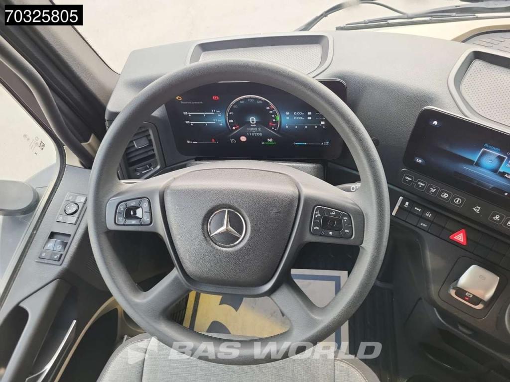 Mercedes-Benz Actros 1845 4X2 BigSpace 2xTanks Navi Foto 22