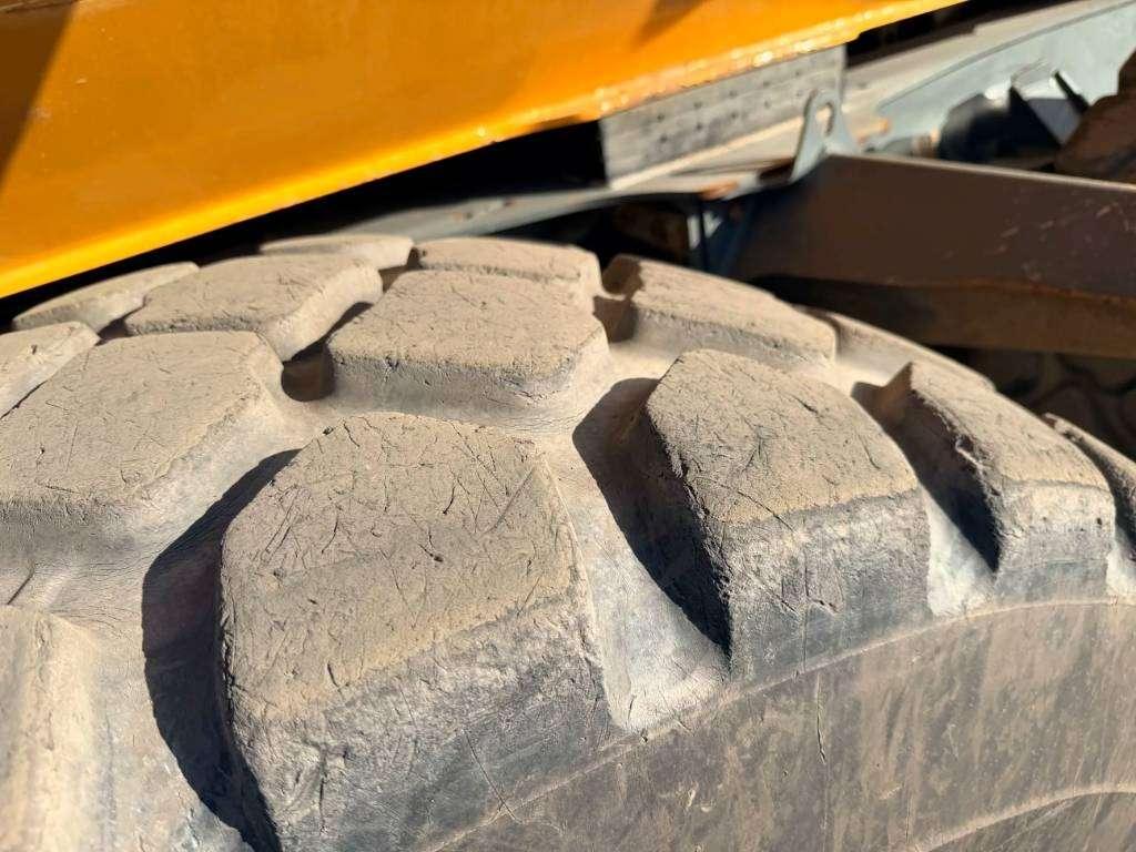 Liebherr TA230 Foto 28