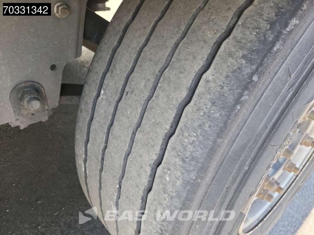 Schmitz SCB*S3B 3 axles Meatrails Fleisch Liftachse Foto 15