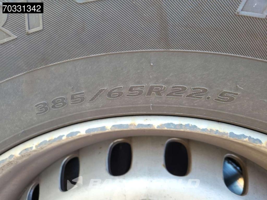 Schmitz SCB*S3B 3 axles Meatrails Fleisch Liftachse Foto 21