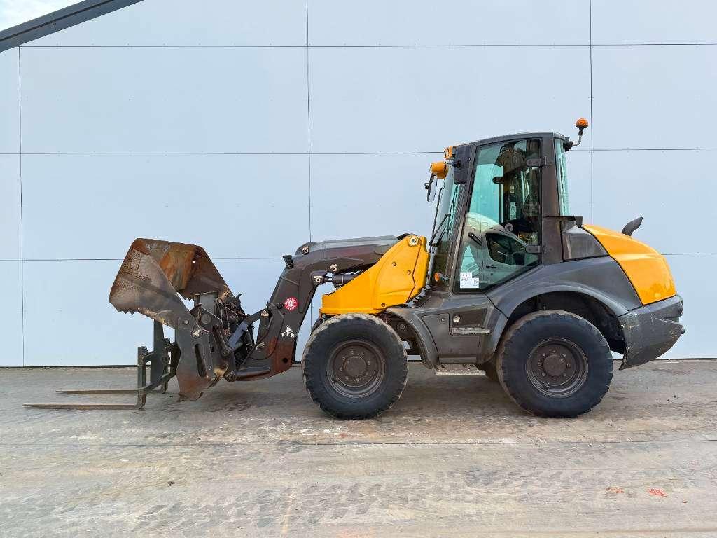 Mecalac AS900 - Bucket + Forks / Mecalac Foto 1