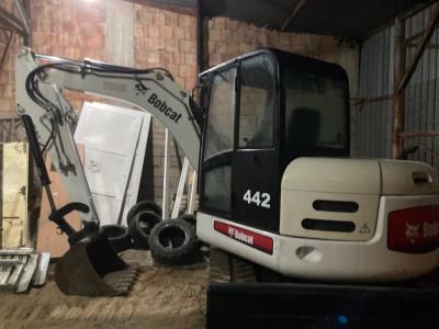 Bobcat 442
