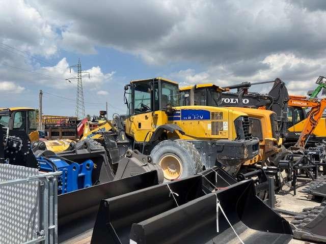 Komatsu WA320 Foto 2