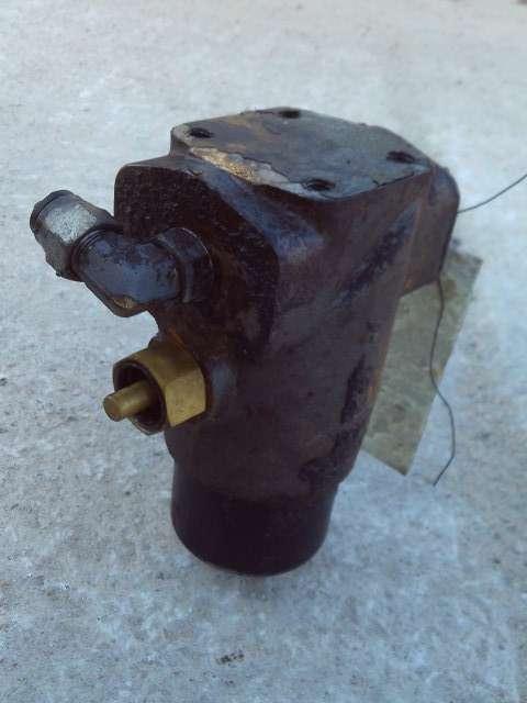 Supporto filtro servocomandi per Fiat Hitachi W170 Foto 1