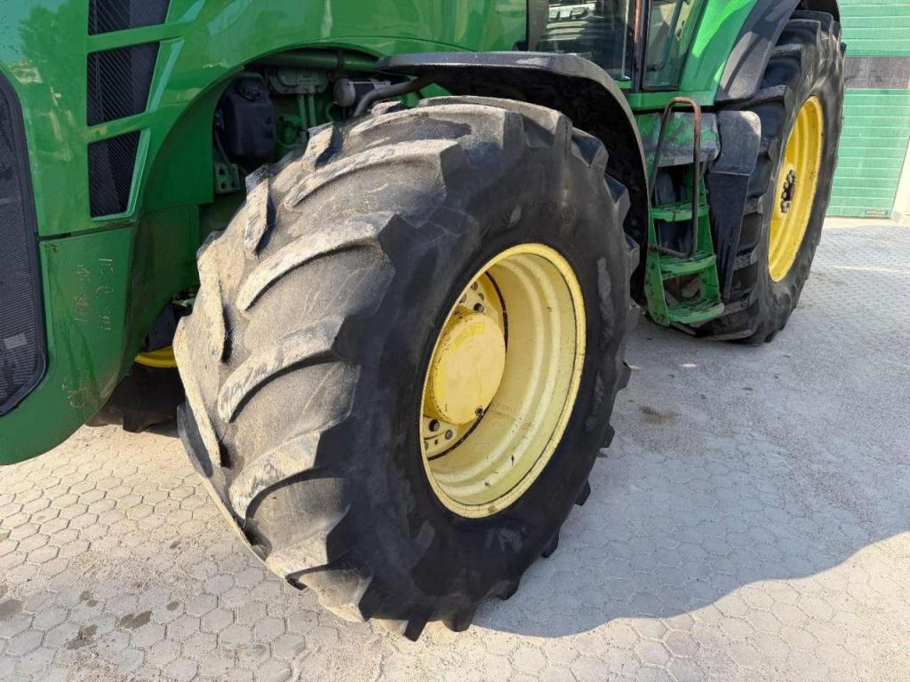 John Deere 8230 PowerShift - NO TLS Foto 9