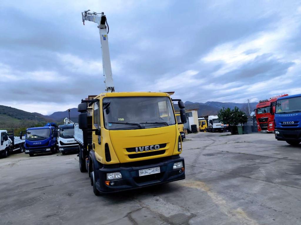 Iveco EUROCARGO 120E28P Foto 29