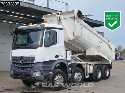 Mercedes-Benz Arocs 3245 8X4 16m3 tipper Hydraulic tailgate Full Steel suspension Big-Axle Euro 6 in vendita da BAS World B.V.