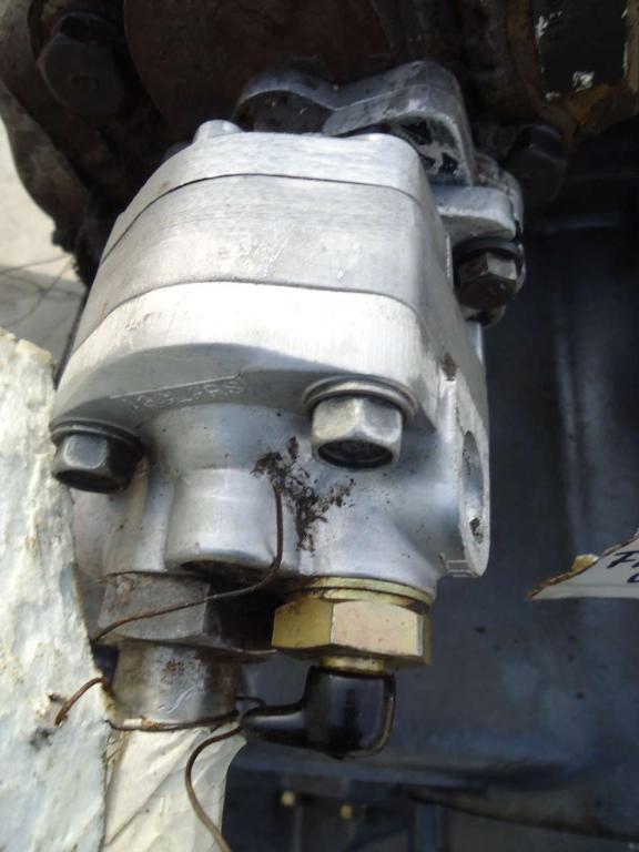 Pompa idraulica servocomandi per Fiat Kobelco W270 Foto 1