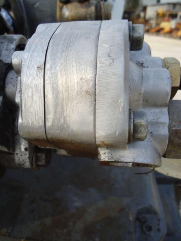 Pompa idraulica servocomandi per Fiat Kobelco W270 Foto 2