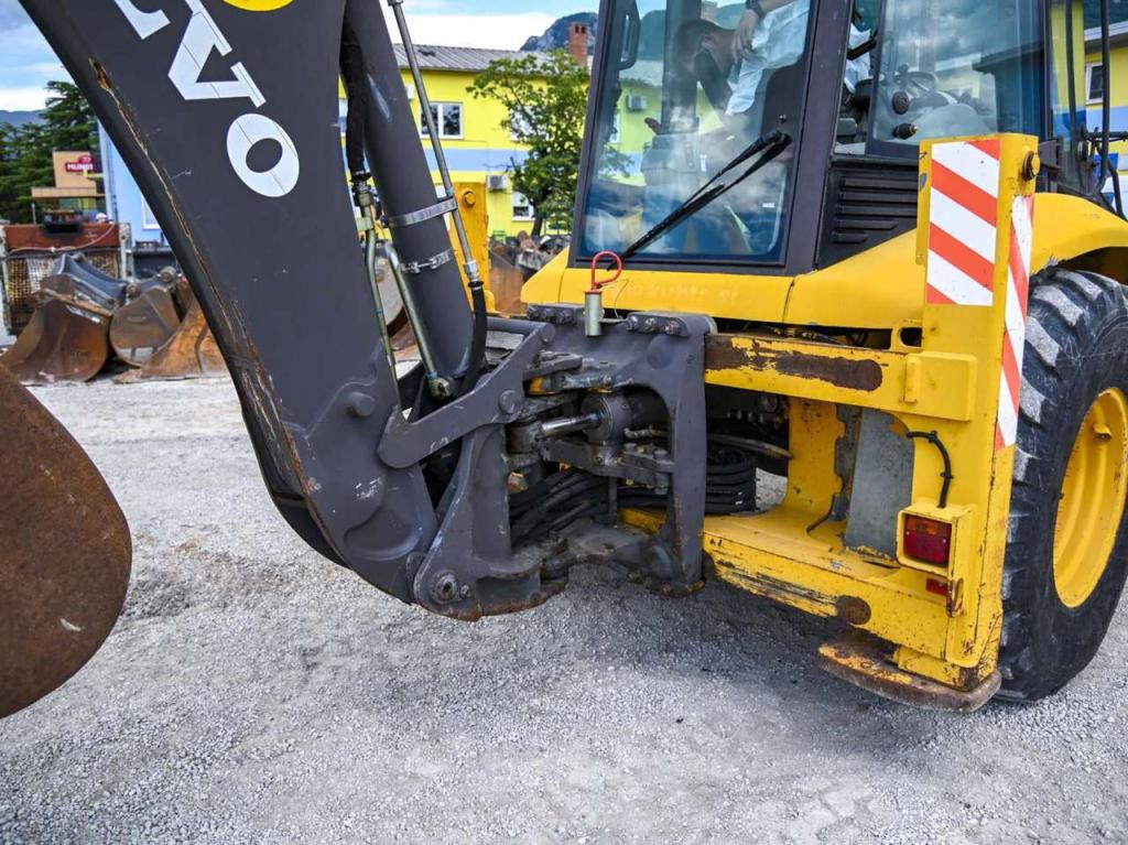 Volvo BL71 Foto 19
