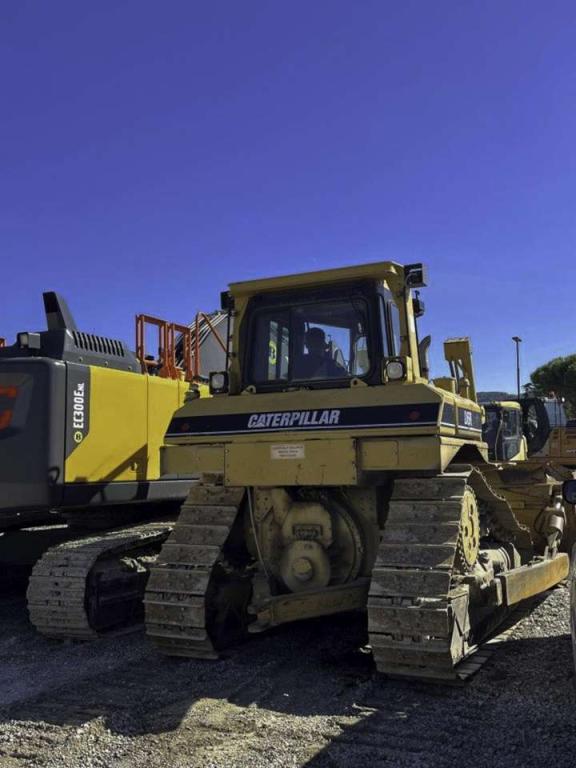 Caterpillar D6R series II STD Foto 6