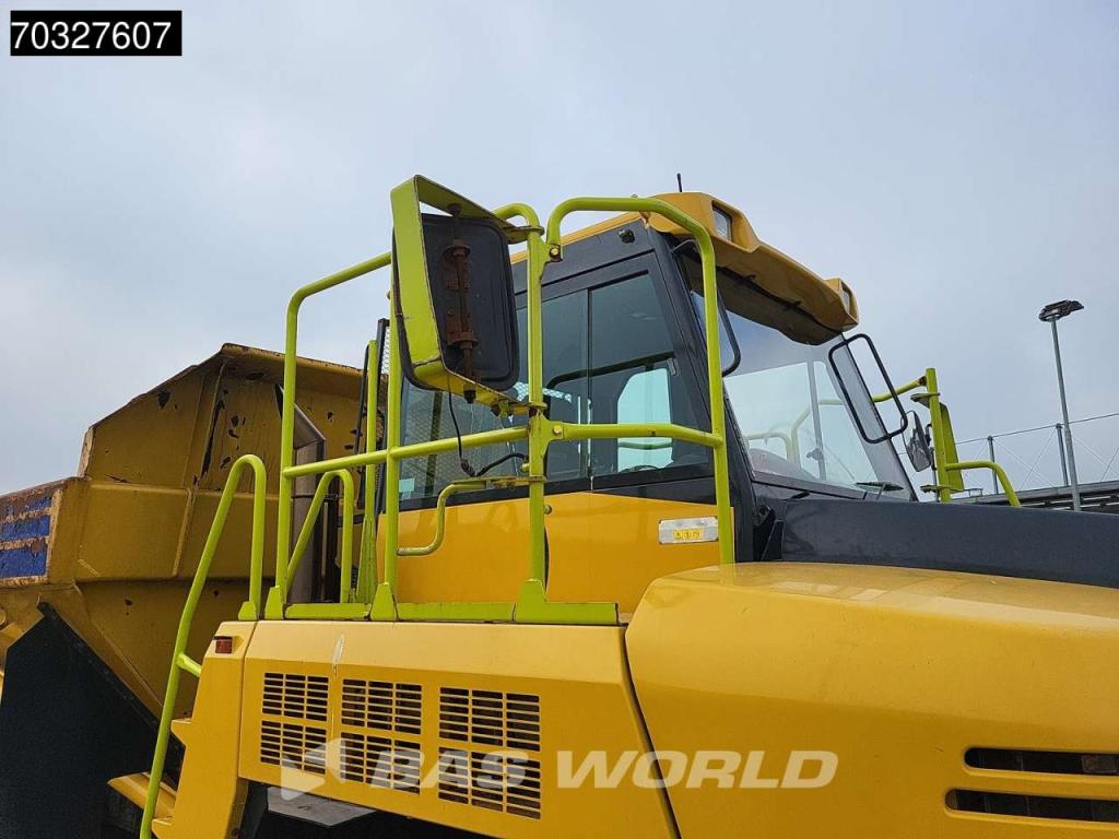 Komatsu HM300-3 Foto 16