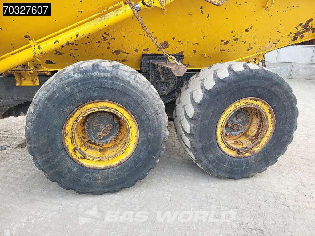 Komatsu HM300-3 Foto 18