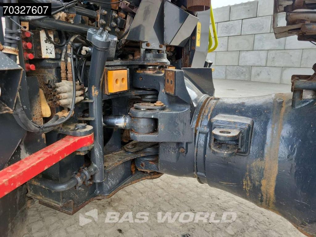 Komatsu HM300-3 Foto 21