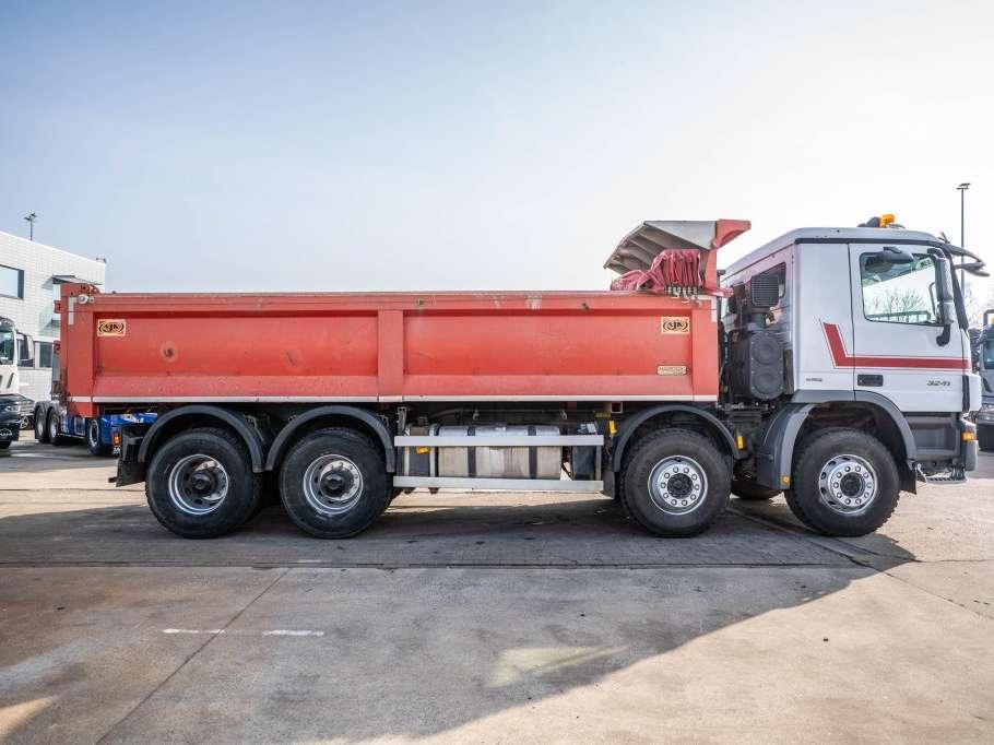 Mercedes-Benz ACTROS 3241 K-MP3 Foto 3