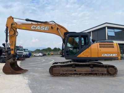 Case CX 240D