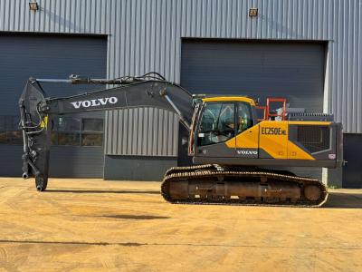 Volvo EC250ENL in vendita da Big Machinery