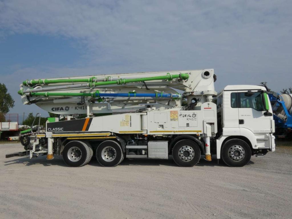 Man TGS 32.400 Foto 4