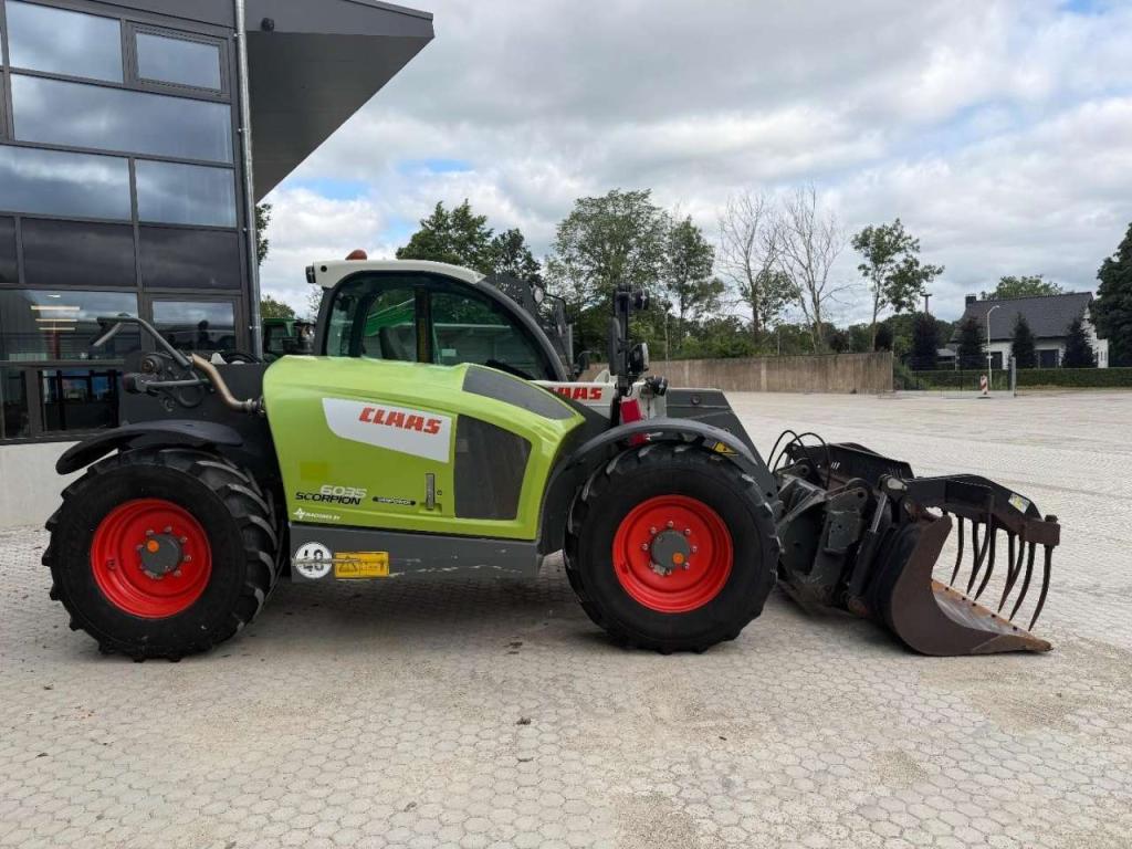 Claas Scorpion 6035 AIRCON Foto 6
