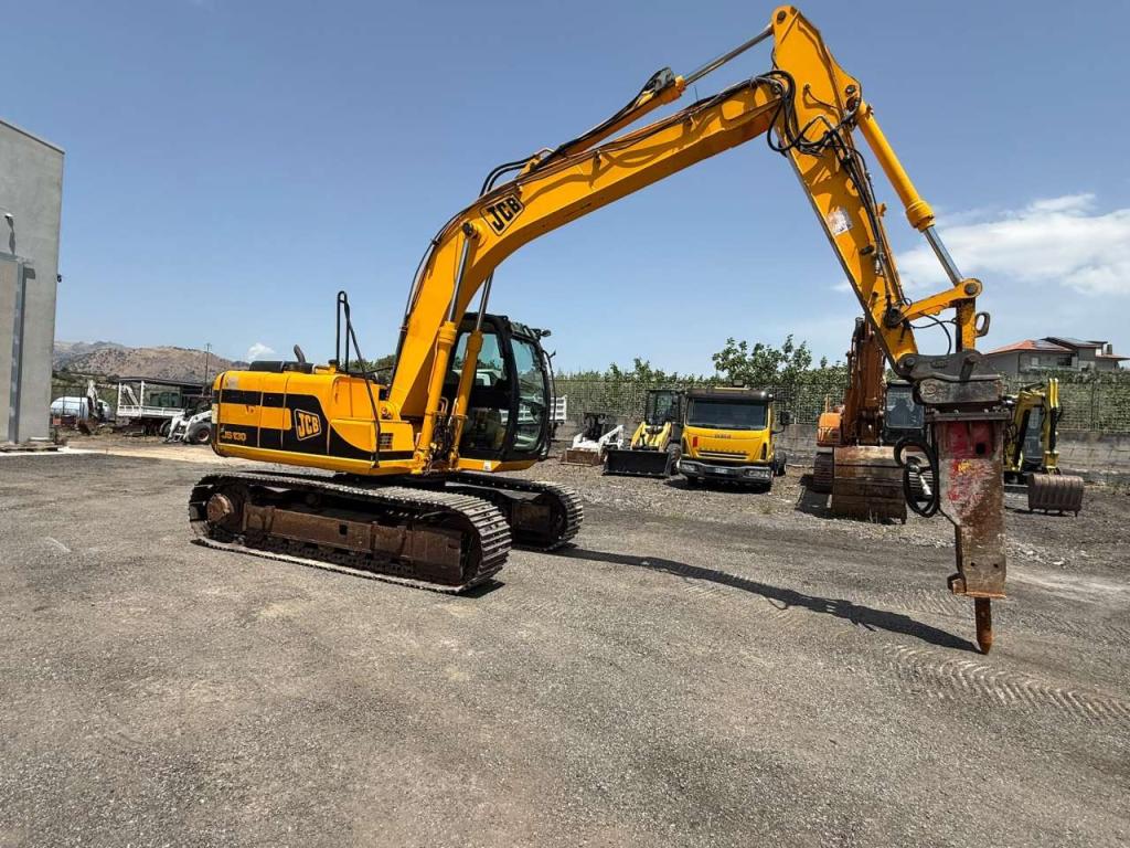 JCB JS130 Foto 3