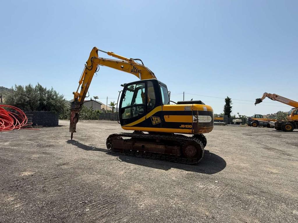 JCB JS130 Foto 7