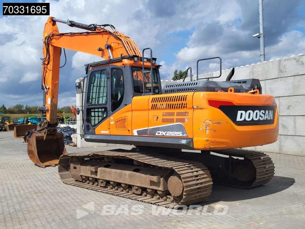 Doosan DX225 LC-5 Foto 2