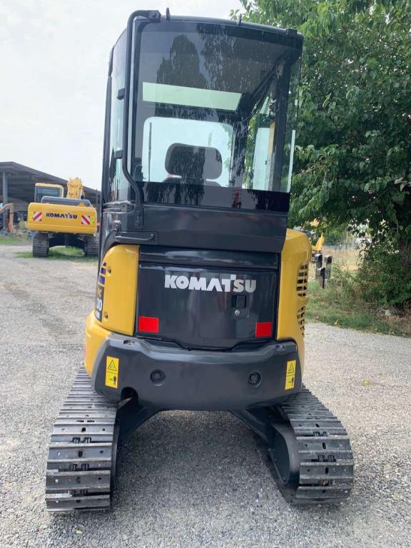 Komatsu PC30MR2 Foto 2
