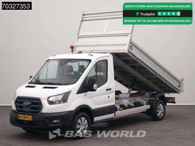 Ford e-Transit 184pk Elektrisch 68kWh 310km WLTP Kipper Airco Cruise Camera CarPlay Open Laadbak Airco C in vendita da BAS World B.V.