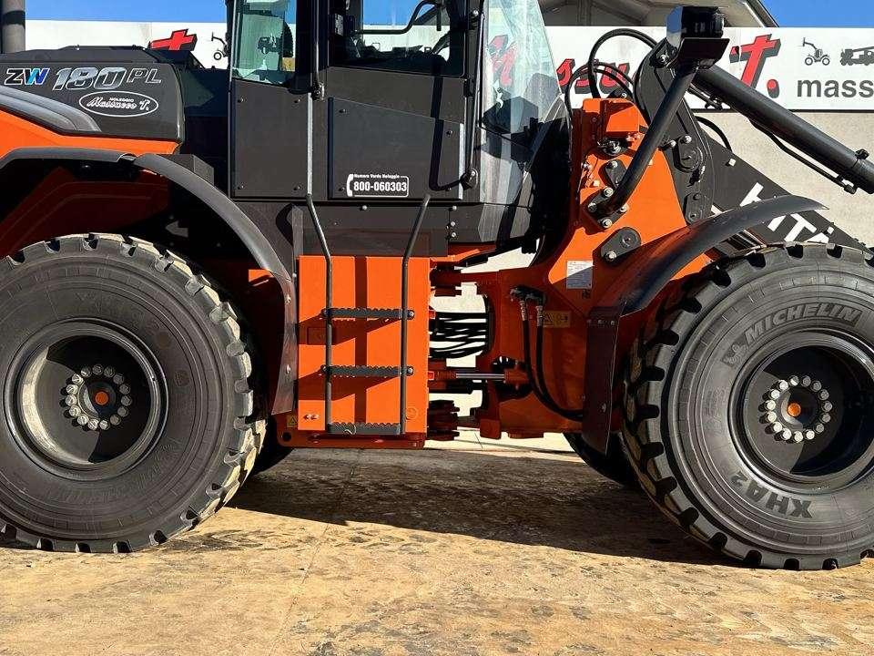 Hitachi ZW180PL-7 Foto 4