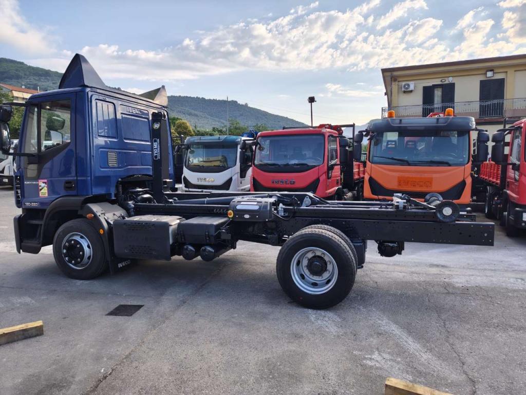 Iveco EUROCARGO CUBE 120-220 Foto 20