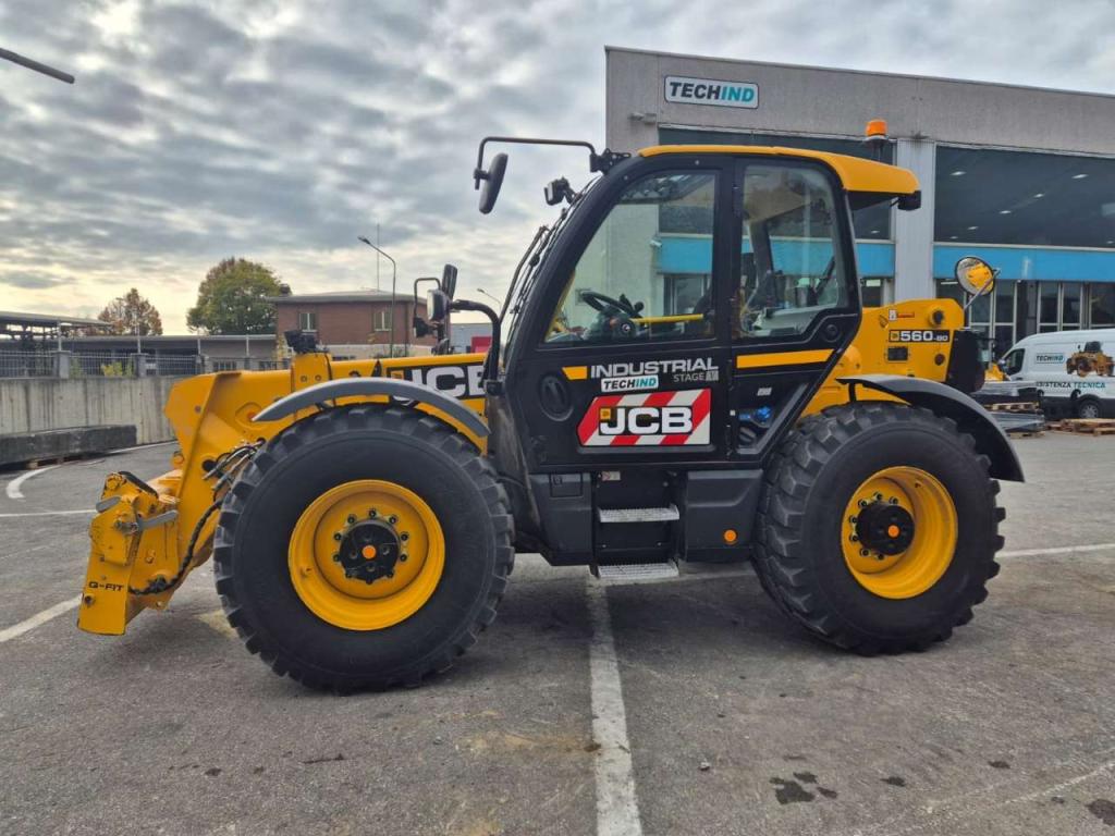 JCB 560-80 Industry Foto 5