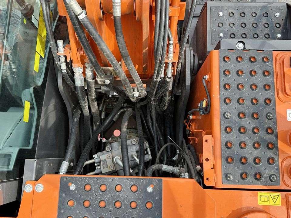Hitachi ZX180LCN-7 Foto 11
