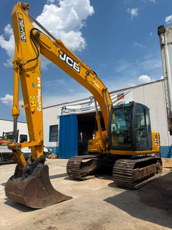JCB JS 130 LC Foto 1