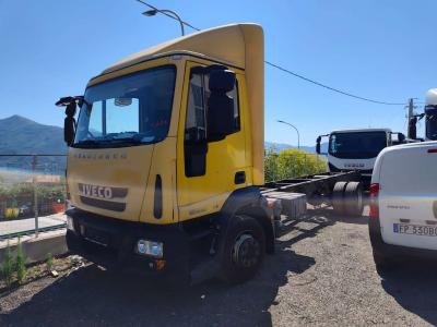 Iveco EUROCARGO CUBE 120E28P in vendita da Procida Macchine S.r.l.