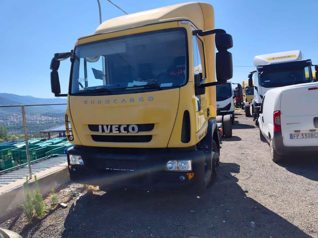 Iveco EUROCARGO CUBE 120E28P Foto 12